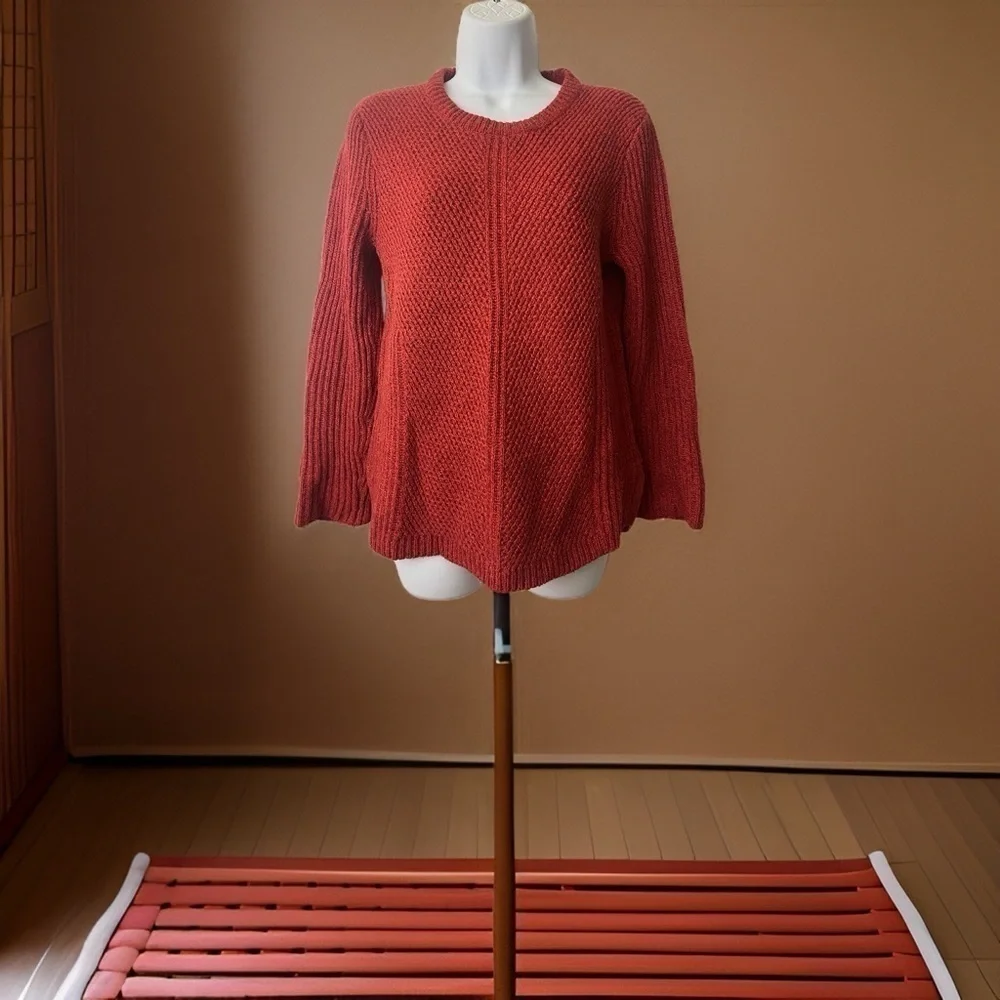 Madewell Hexcomb Texture Crewneck Sweater
Tomato Red / Vibrant Crimsom Size M - Picture 3 of 8